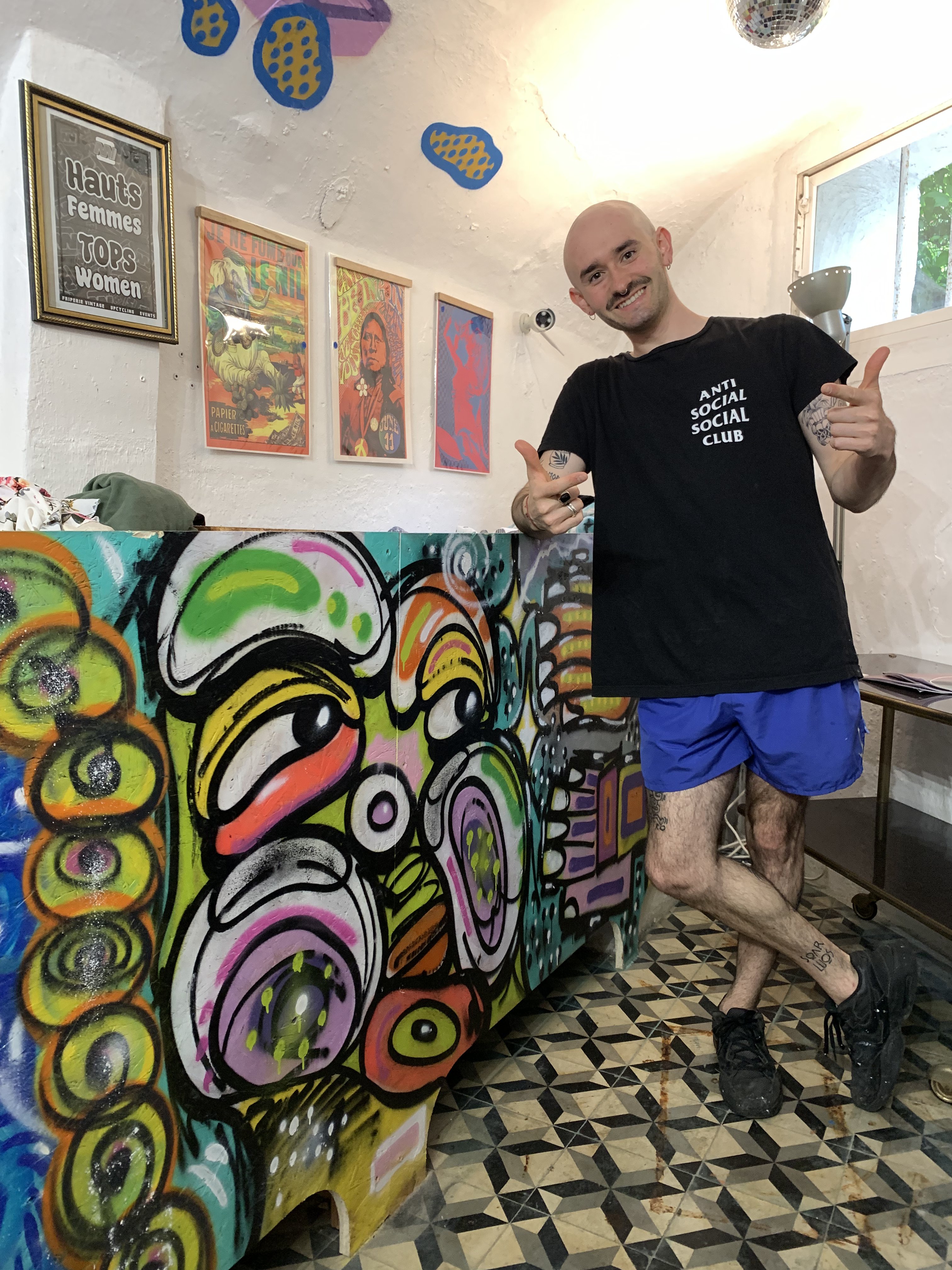 Pintando en cerro Valparaíso